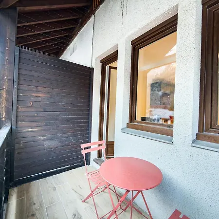 Exceptionnel, Equipe Face A L'aiguille Du Midi Apartment *