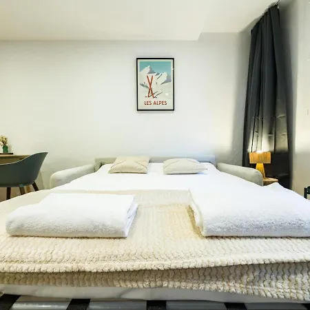 Exceptionnel, Equipe Face A L'aiguille Du Midi Appartement Chamonix