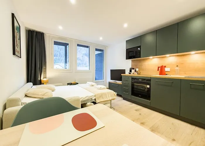 Exceptionnel, Equipe Face A L'aiguille Du Midi Appartement Chamonix