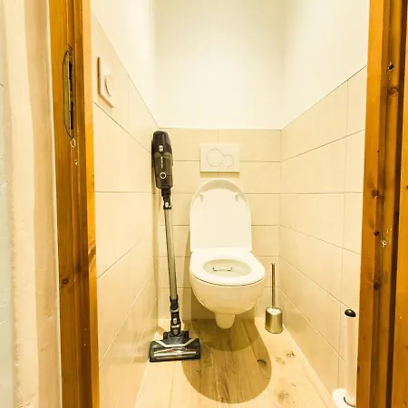 Exceptionnel, équipé Face à L'aiguille Du Midi